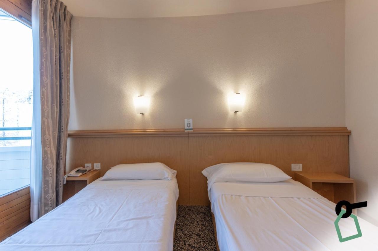 Hotiday Hotel Sestrières Extérieur photo