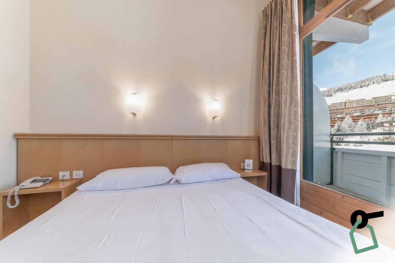 Hotiday Hotel Sestrières Extérieur photo